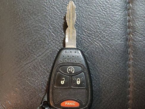 Used 2016 Jeep Patriot High Altitude FWD image 32