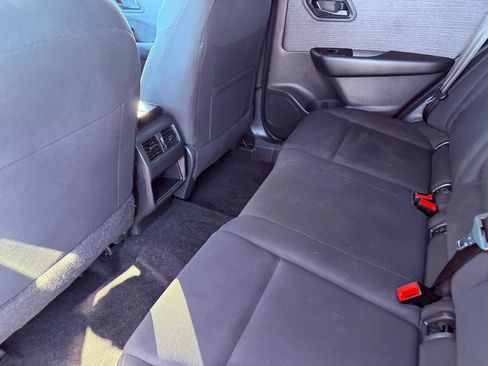 Certified 2023 Nissan Rogue S image 15