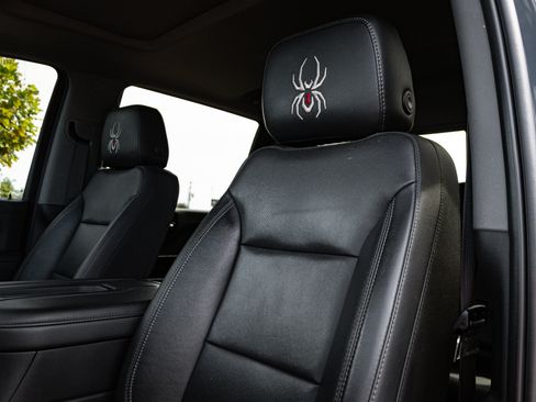 Used 2020 Chevrolet Silverado 2500 LTZ w/ LTZ Premium Package image 28