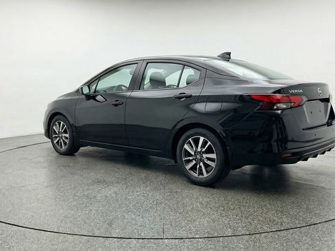 Used 2025 Nissan Versa SV image 6