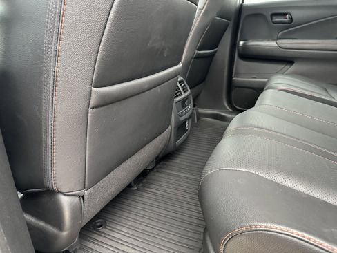 Used 2022 Honda Pilot TrailSport image 38