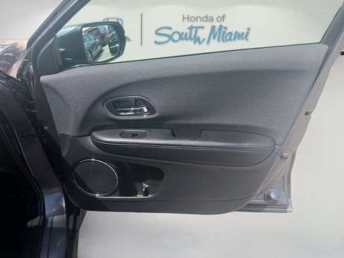 Certified 2022 Honda HR-V EX image 32