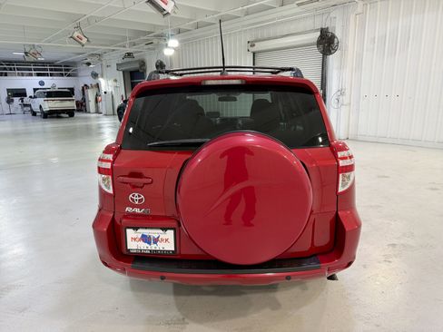 Used 2011 Toyota RAV4 2WD w/ Base L4 Extra Value Pkg image 24