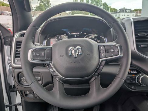 New 2026 RAM 1500 Big Horn AWD/4WD image 17