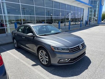 Used 2017 Volkswagen Passat 1.8T SE