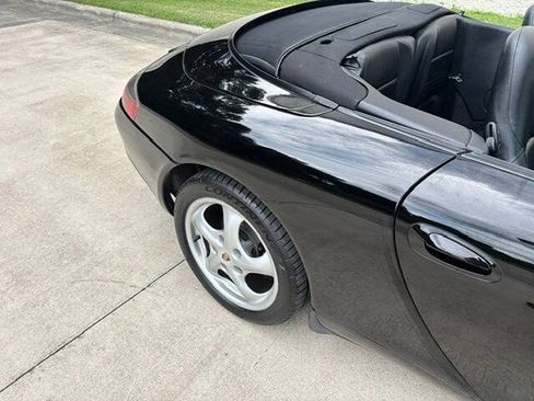 Used 2001 Porsche 911 Cabriolet image 28