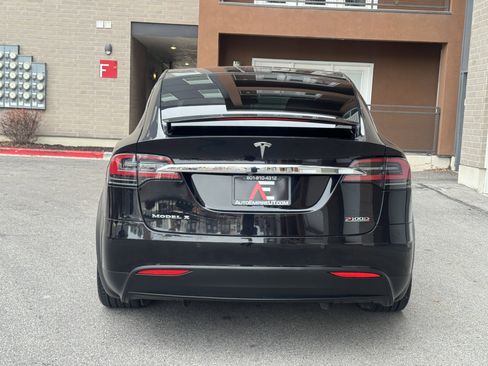 Used 2017 Tesla Model X P100D image 4
