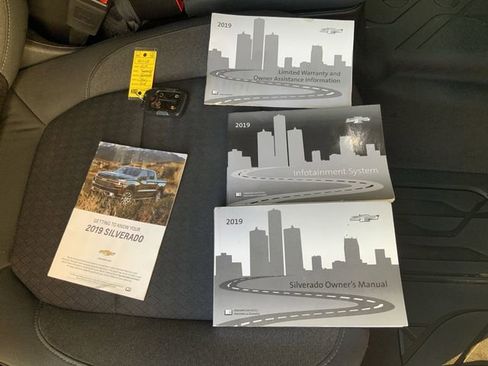 Used 2019 Chevrolet Silverado 1500 LT w/ All-Star Edition image 15