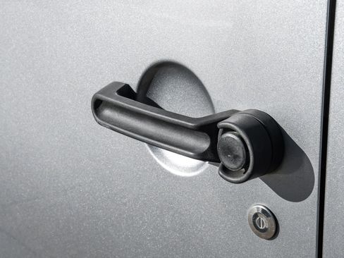 Used 2014 Jeep Wrangler Unlimited Rubicon w/ Max Tow Package image 36