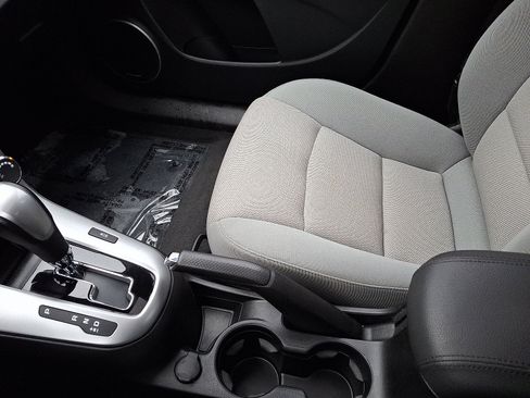 Used 2014 Chevrolet Cruze LT w/ All-Star Edition image 31