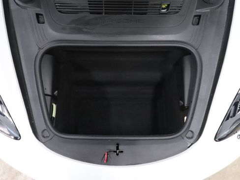 Used 2019 Porsche 718 Boxster BASE image 34