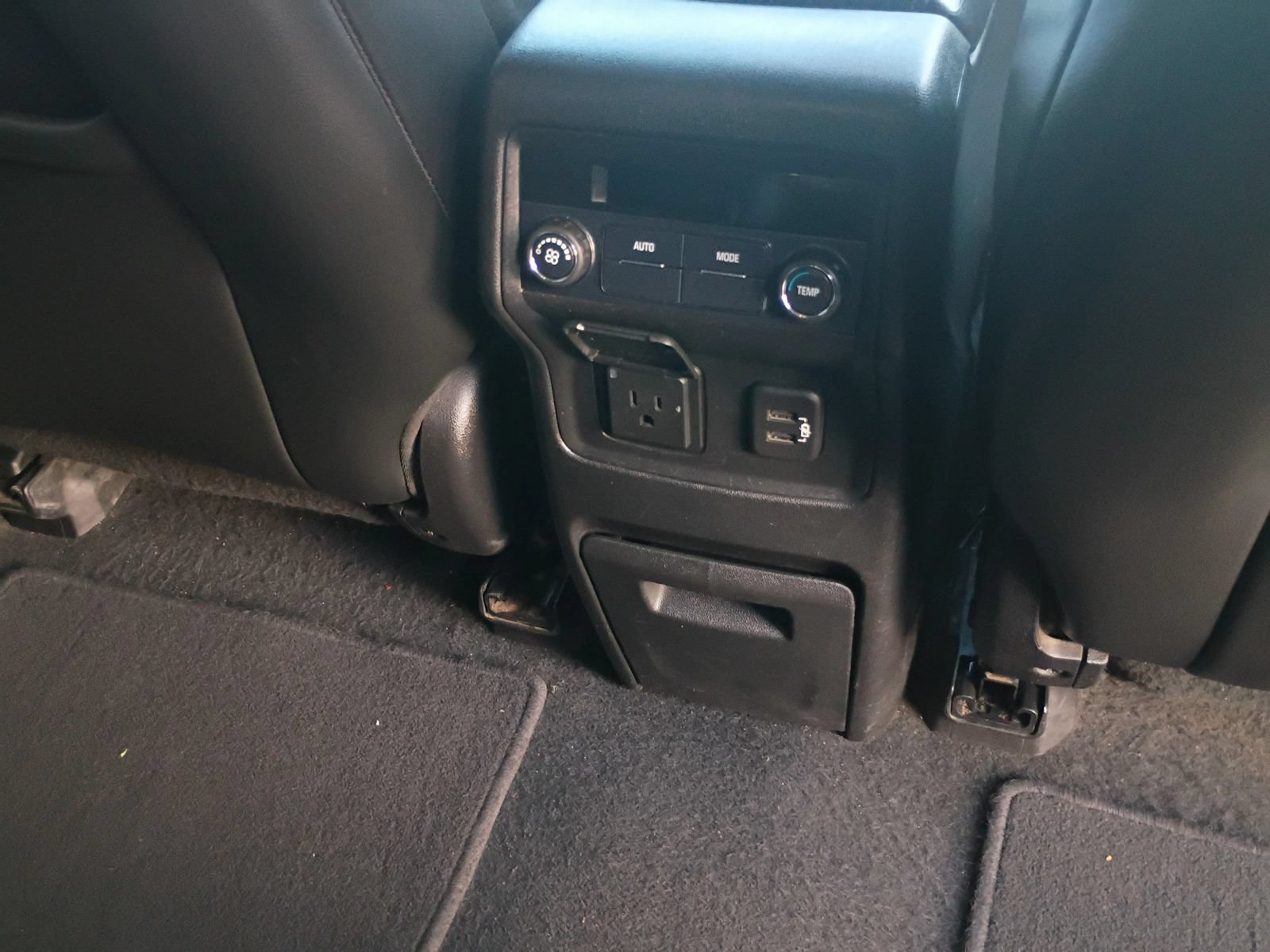 Used 2019 GMC Acadia SLT FWD image 12