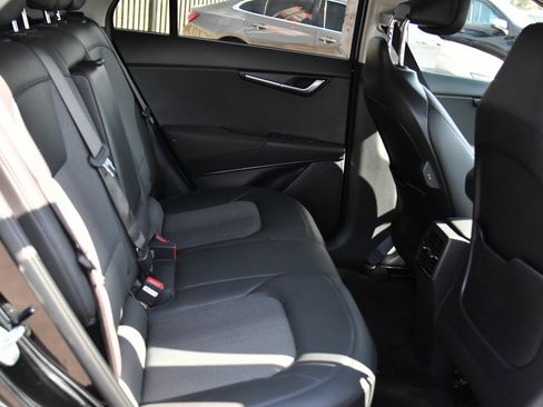 Used 2025 Kia Niro Wind FWD image 44