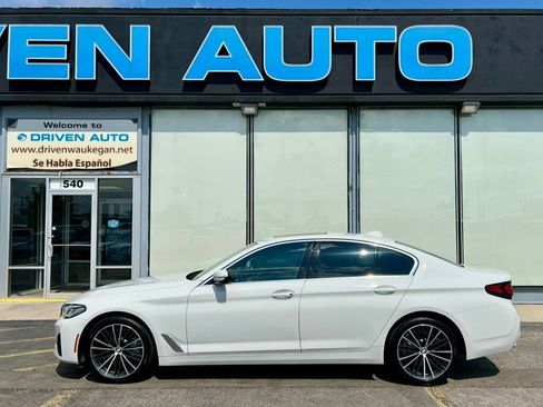 Used 2021 BMW 530i w/ Convenience Package RWD image 32