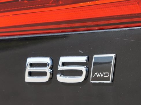 New 2025 Volvo XC60 B5 Plus w/ Protection Package Premier image 10