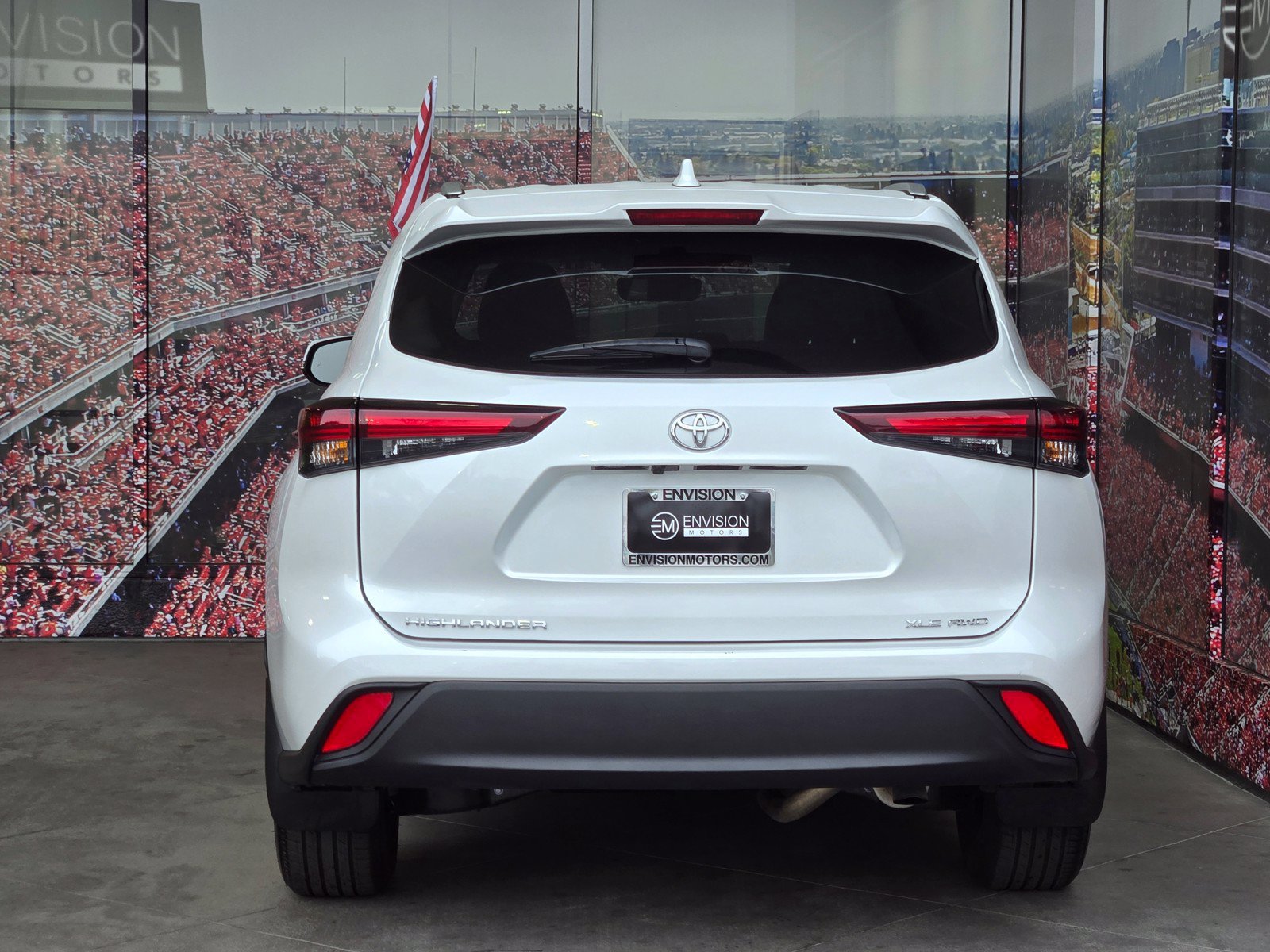 Certified 2026 Toyota Highlander XLE AWD/4WD image 6