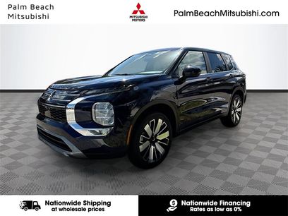 New 2025 Mitsubishi Outlander SE