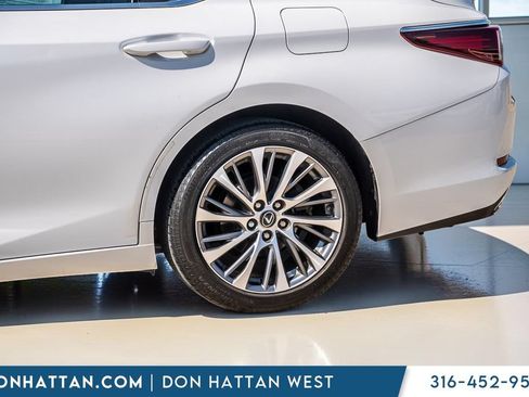 Used 2019 Lexus ES 350 w/ Premium Package FWD image 38