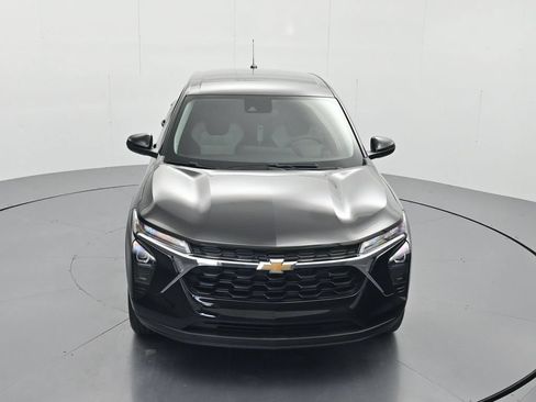 New 2026 Chevrolet Trax LS w/ LS Convenience Package FWD image 29