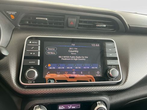 Used 2020 Nissan Kicks SV FWD image 21
