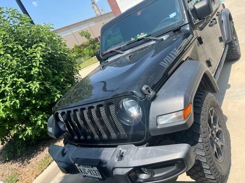 Used 2021 Jeep Wrangler Unlimited Sport AWD/4WD image 4