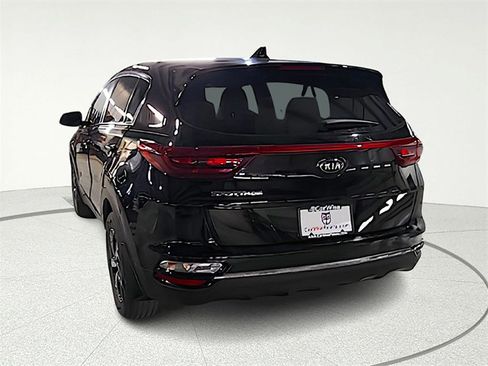 Used 2020 Kia Sportage LX image 6