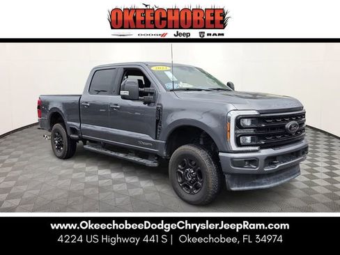 Used 2023 Ford F250 Lariat w/ Black Appearance Package AWD/4WD image 1