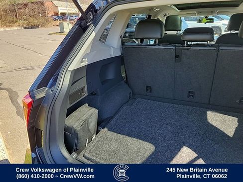 Used 2018 Volkswagen Tiguan SE w/ Panoramic Sunroof Package image 48