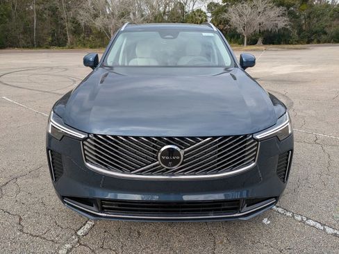 New 2026 Volvo XC90 T8 Ultra w/ Protection Package Premier AWD/4WD image 9
