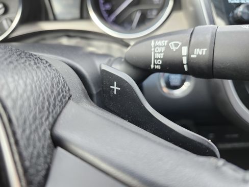 Used 2019 Toyota Camry SE image 37