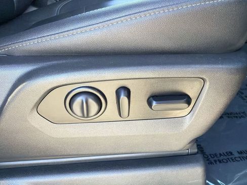 Used 2021 Chevrolet Silverado 2500 LTZ w/ Z71 Chrome Sport Edition image 21