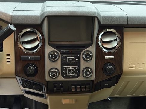 Used 2016 Ford F350 Lariat w/ Chrome Package image 16