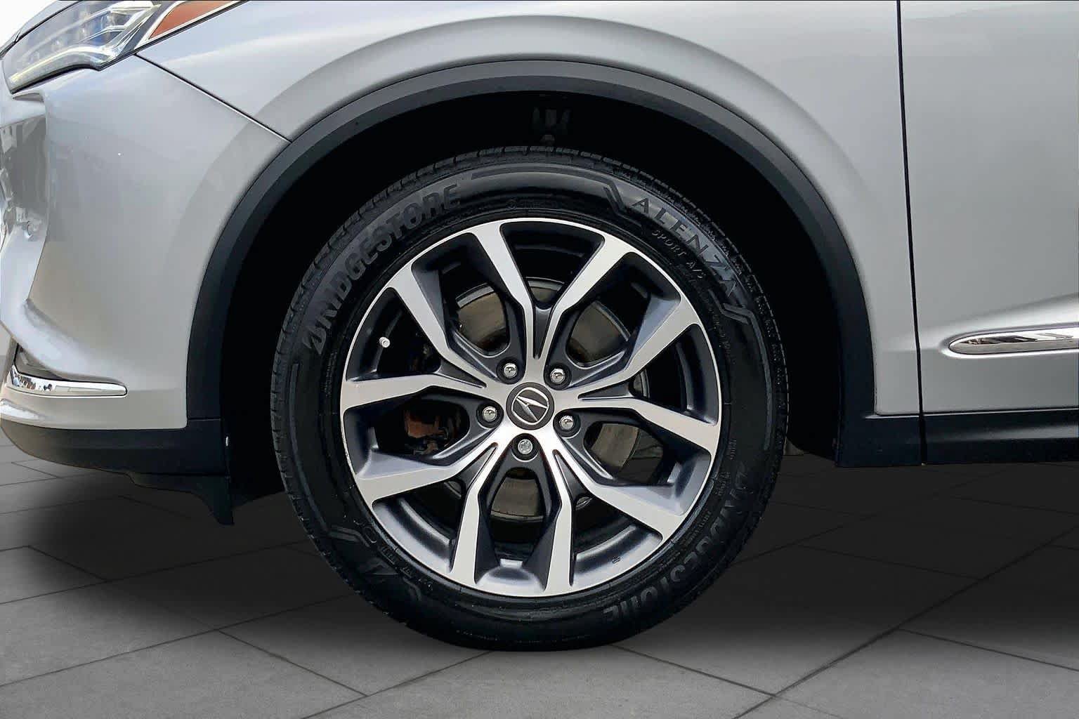 Used 2024 Acura MDX w/ Technology Package AWD/4WD image 11