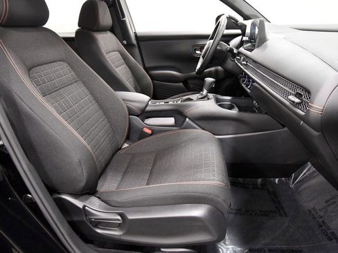 Certified 2026 Honda HR-V Sport image 17