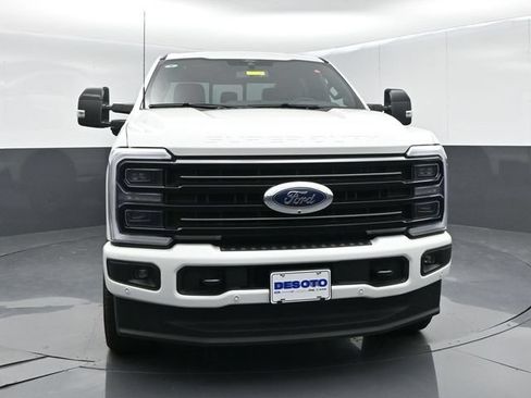 New 2026 Ford F250 Platinum AWD/4WD image 3