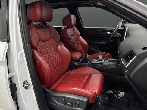 Used 2019 Audi SQ5 Prestige w/ Prestige Package image 31