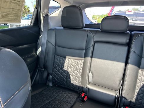 Certified 2024 Nissan Murano Platinum w/ Cargo Package FWD image 14