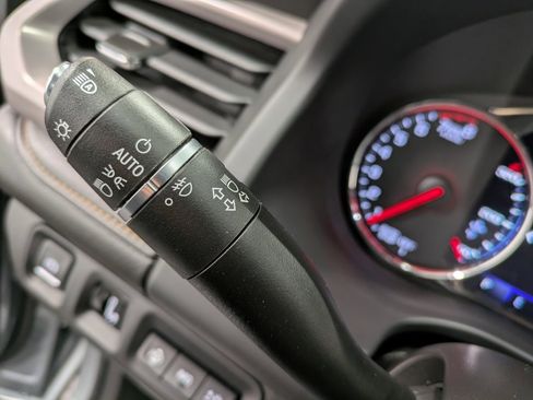 Used 2023 GMC Acadia AT4 w/ Technology Package image 16