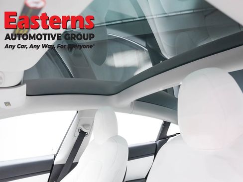 Used 2020 Tesla Model 3 Standard Range Plus image 31