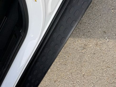 Used 2024 Jeep Grand Cherokee L Laredo w/ Luxury Tech Group I image 13