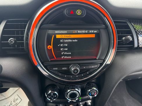 Used 2021 MINI Cooper S image 23