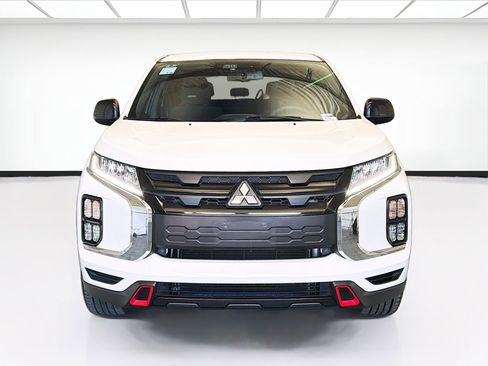 Used 2024 Jeep Wrangler Sport S image 2