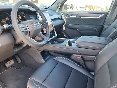 New 2026 GMC Acadia Elevation w/ Black Edition image 13