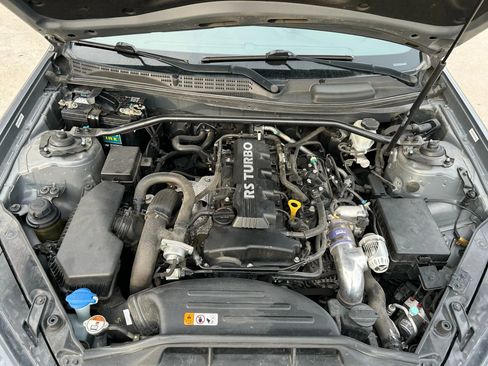 Used 2013 Hyundai Genesis 2.0T RWD image 26