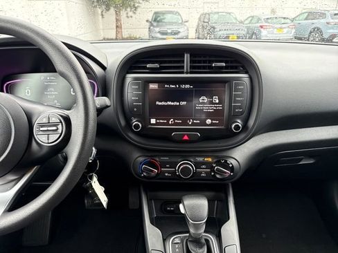 Used 2023 Kia Soul LX w/ Option Group 015 image 20
