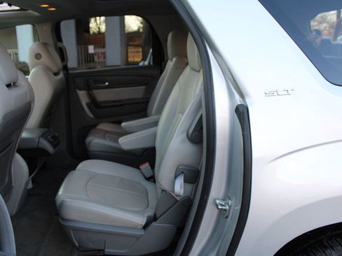 Used 2016 GMC Acadia SLT w/ Open Road Package image 23