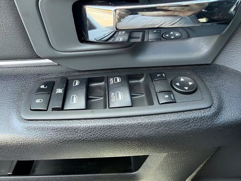 Used 2024 RAM 1500 Classic SLT image 14