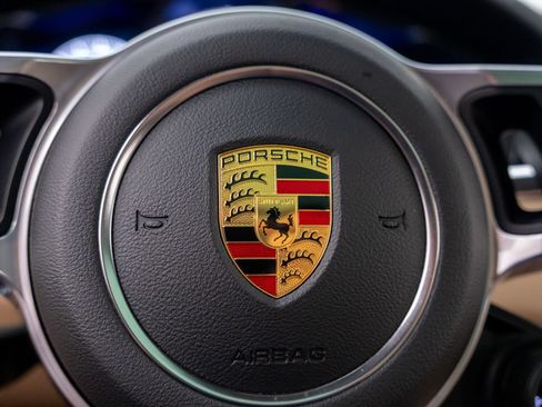 Used 2021 Porsche Cayenne E-Hybrid AWD/4WD image 32