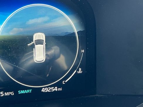 Used 2023 Kia Sorento SX image 46