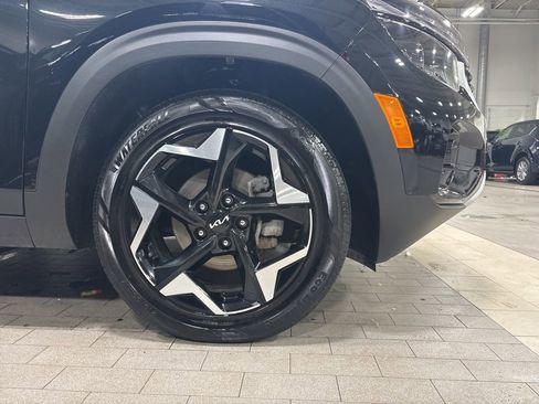 Used 2024 Kia Seltos EX image 26